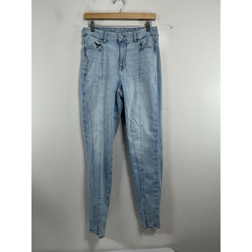 Womans Excellent Condition American Eagle Next Level Stretch Blue Jeans 10 L